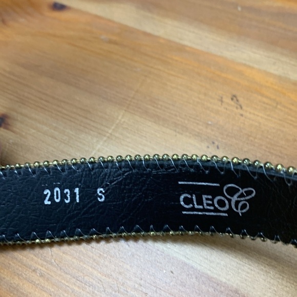 Cleo NWOT black belt with sparkle, gold buckle - Picture 5 of 8